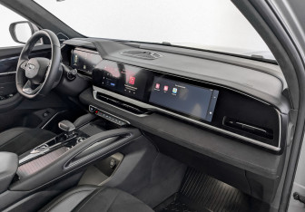 Подержанный автомобиль Geely Monjaro 2024 года (11 фото)