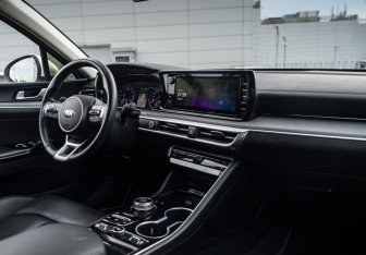 Подержанный автомобиль Kia K5 2019 года (12 фото)