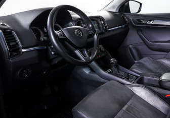 Подержанный автомобиль Skoda Karoq 2020 года (14 фото)