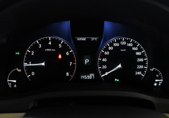 Подержанный автомобиль Lexus RX 2012 года (16 фото)