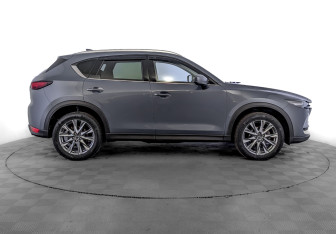Подержанный автомобиль Mazda CX-5 2020 года (4 фото)