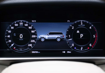 Подержанный автомобиль Land Rover Range Rover 2019 года (12 фото)