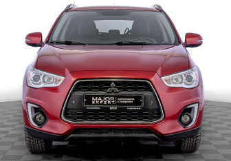 Подержанный автомобиль Mitsubishi ASX 2014 года (2 фото)