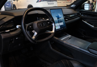 Подержанный автомобиль Geely Preface 2024 года (18 фото)