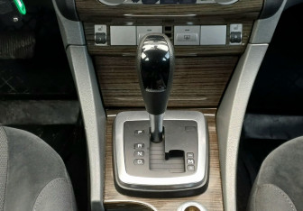 Подержанный автомобиль Ford Focus Hatchback 2008 года (14 фото)