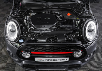 Подержанный автомобиль MINI Hatch 2016 года (9 фото)