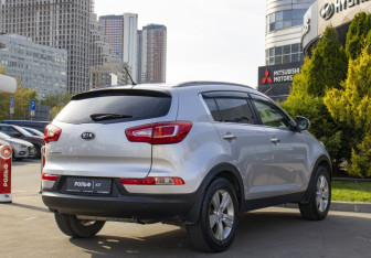 Подержанный автомобиль Kia Sportage 2012 года (5 фото)