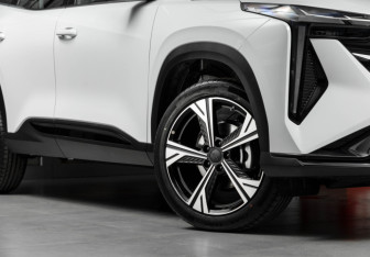 Новый Geely Cityray 2025 (2 фото)