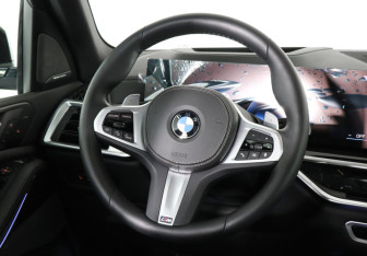 Новый BMW X5 2025 (14 фото)