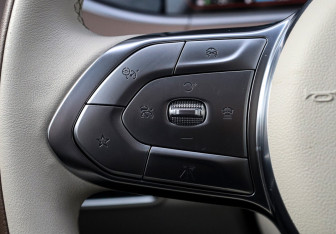 Подержанный автомобиль Voyah Free 2022 года (16 фото)