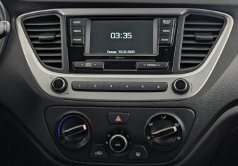 Подержанный автомобиль Hyundai Solaris Sedan 2018 года (17 фото)