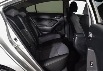 Подержанный автомобиль Kia Cerato Sedan 2017 года (8 фото)