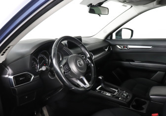 Подержанный автомобиль Mazda CX-5 2018 года (9 фото)