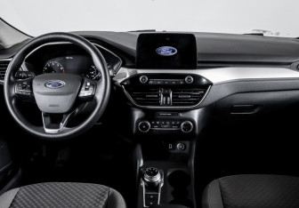 Подержанный автомобиль Ford Escape 2020 года (12 фото)