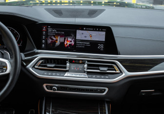 Подержанный автомобиль BMW X7 2019 года (13 фото)