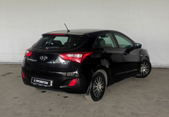 Подержанный автомобиль Hyundai i30 Hatchback 2012 года (6 фото)
