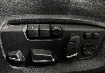 Подержанный автомобиль BMW X5 2015 года (17 фото)