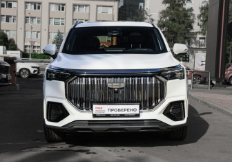 Подержанный автомобиль Geely Okavango 2024 года (2 фото)