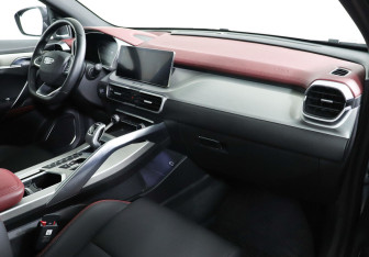 Подержанный автомобиль Geely Coolray 2021 года (6 фото)