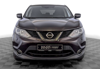 Подержанный автомобиль Nissan Qashqai 2014 года (2 фото)