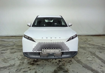 Подержанный автомобиль Omoda C7 2024 года (2 фото)