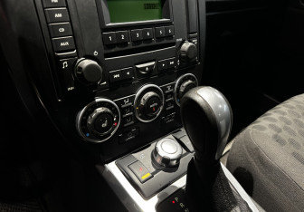 Подержанный автомобиль Land Rover Freelander 2007 года (14 фото)