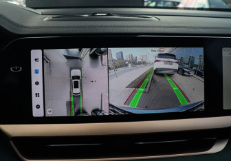 Подержанный автомобиль Geely Monjaro 2023 года (21 фото)