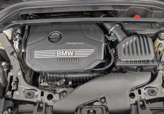 Подержанный автомобиль BMW X2 2019 года (9 фото)