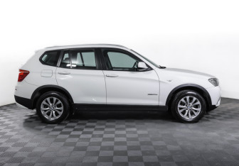 Подержанный автомобиль BMW X3 2013 года (4 фото)