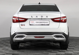 Подержанный автомобиль LADA (ВАЗ) Vesta Sedan 2023 года (6 фото)