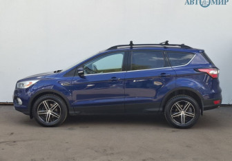 Подержанный автомобиль Ford Kuga 2017 года (8 фото)