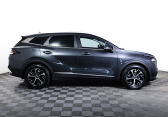 Подержанный автомобиль Kia Sportage 2022 года (4 фото)