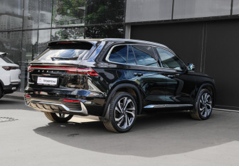 Подержанный автомобиль Geely Monjaro 2023 года (4 фото)