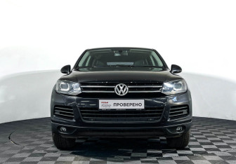 Подержанный автомобиль Volkswagen Touareg 2011 года (2 фото)