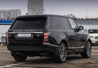 Подержанный автомобиль Land Rover Range Rover 2015 года (5 фото)