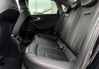 Подержанный автомобиль Audi A4 Sedan 2015 года (10 фото)