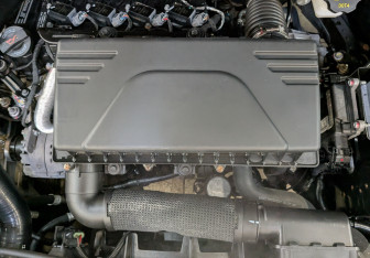 Подержанный автомобиль Москвич 3 2023 года (9 фото)