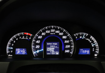 Подержанный автомобиль Toyota Camry Sedan 2013 года (11 фото)