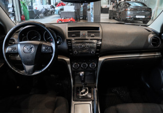 Подержанный автомобиль Mazda 6 Sedan 2011 года (9 фото)