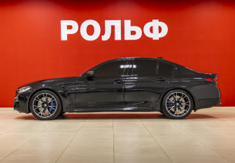 Подержанный автомобиль BMW M5 Sedan 2020 года (13 фото)