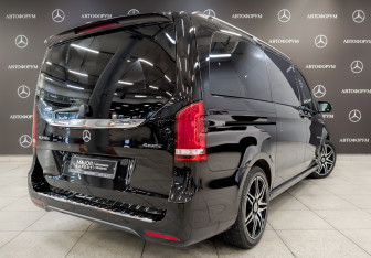 Подержанный автомобиль Mercedes-Benz Vito 2019 года (5 фото)