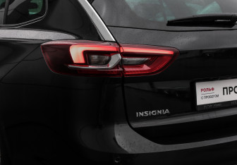 Подержанный автомобиль Opel Insignia Wagon 2020 года (29 фото)