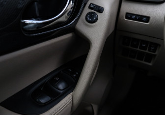 Подержанный автомобиль Nissan X-Trail 2017 года (22 фото)