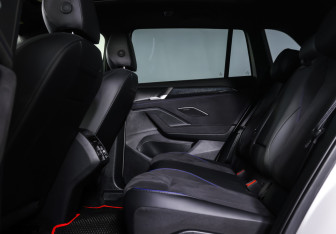Подержанный автомобиль Volkswagen Tiguan 2024 года (11 фото)