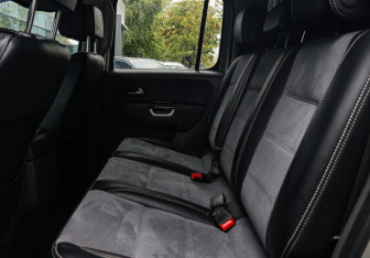 Подержанный автомобиль Volkswagen Amarok 2013 года (8 фото)