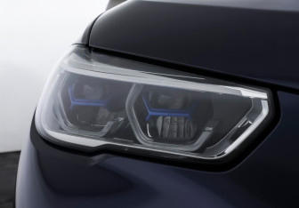 Подержанный автомобиль BMW X5 2020 года (32 фото)