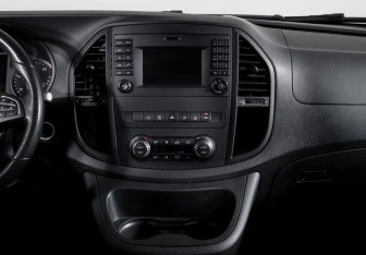 Подержанный автомобиль Mercedes-Benz Vito 2018 года (13 фото)