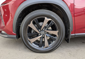 Подержанный автомобиль Lexus NX 2021 года (12 фото)
