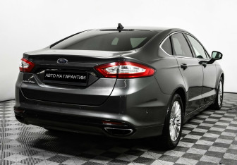 Подержанный автомобиль Ford Mondeo Sedan 2018 года (5 фото)