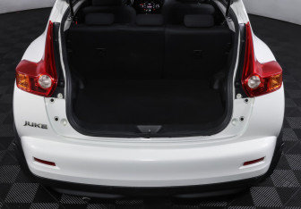 Подержанный автомобиль Nissan Juke 2014 года (9 фото)
